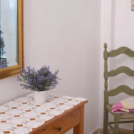 Levanda Seaview 公寓 *